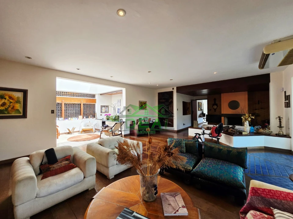 Casa para Venda no Boaçava, 1150m², Piscina e Churrasqueira