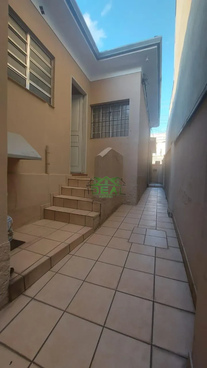 Casa Térrea a venda- 3 dormitórios sendo 1 suíte