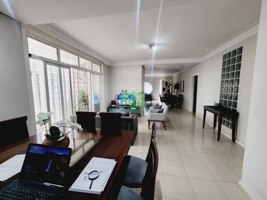 Casa Térrea para Venda no Alto da Lapa, bem localizada e rua arborizada Imagens do imóveis Casa Térrea para Venda no Alto da Lapa, bem localizada e rua arborizada