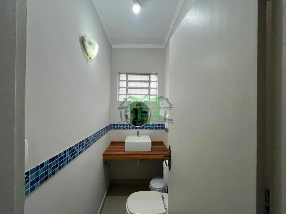 Sobrado comercial para Locação no bairro Alto da Lapa, 3 dorm, 1 suíte, 2 vagas, 318 m, 400 m
