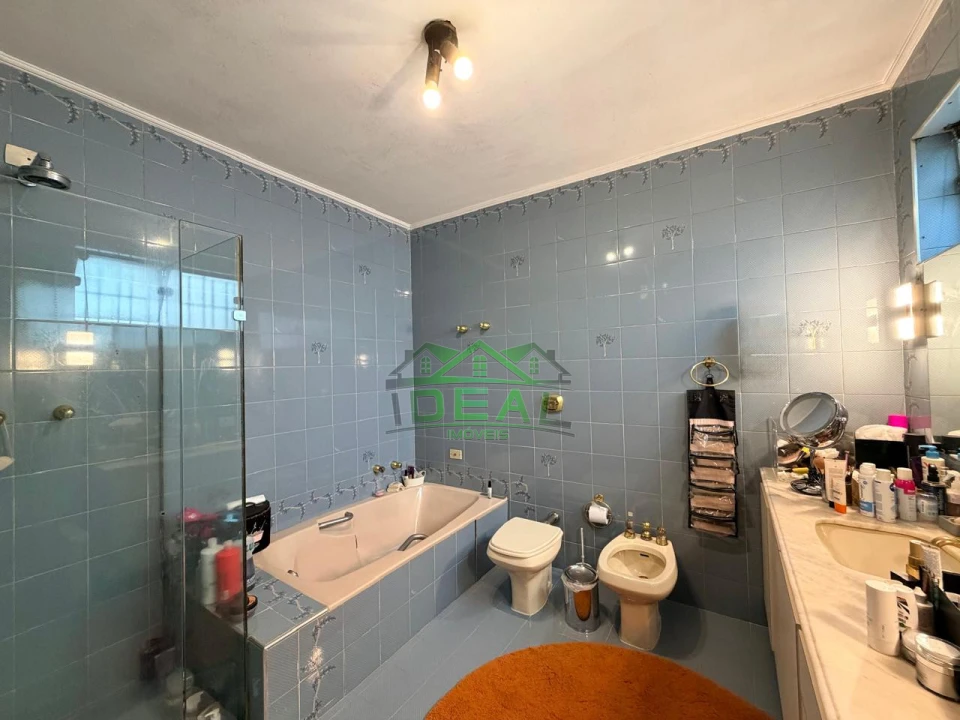 Imagens do imóveis Casa para Venda no Alto da Lapa, 4 Dorm sendo 2 Suítes, 5 Banheiros