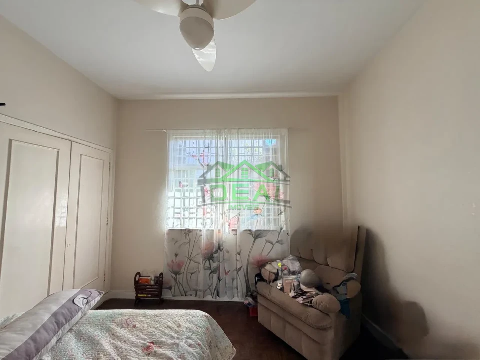Casa Térrea para Venda no Alto da Lapa, Muito Quintal!