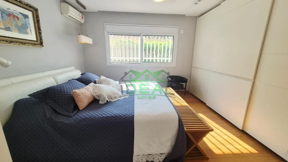 Imagens do imóveis Linda Casa com 4 suítes,6 vagas de garagem . Lazer completo