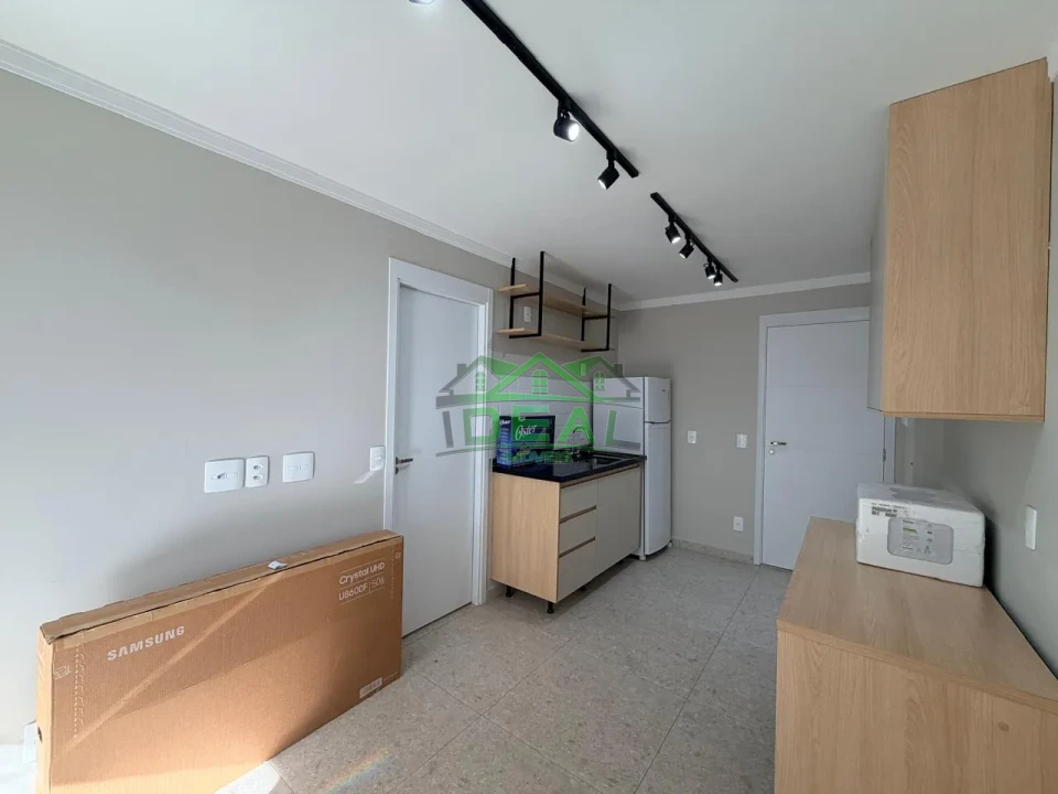 Apartamento em Frente ao Metro Vila Madalena, 37m, Depósito e Lazer Completo