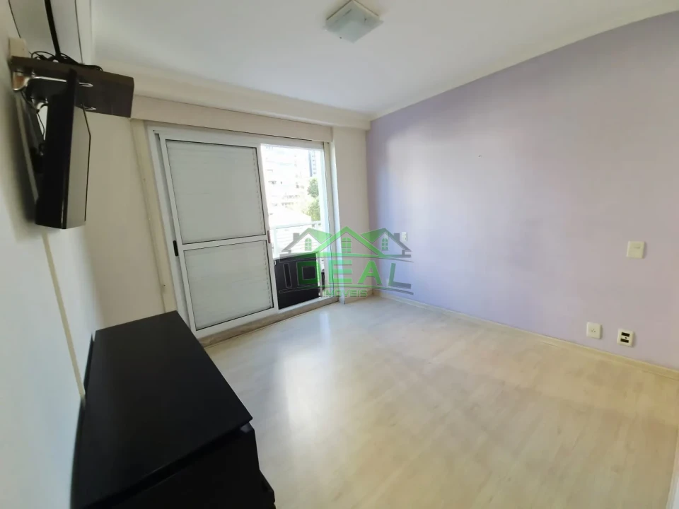 Apartamento a venda com 3 Suítes, armários embutidos, 3 vagas de garagem