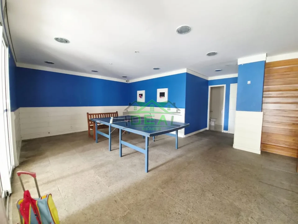 Apartamento a venda com 3 dormitórios , sendo 2 suítes, 3 vagas
