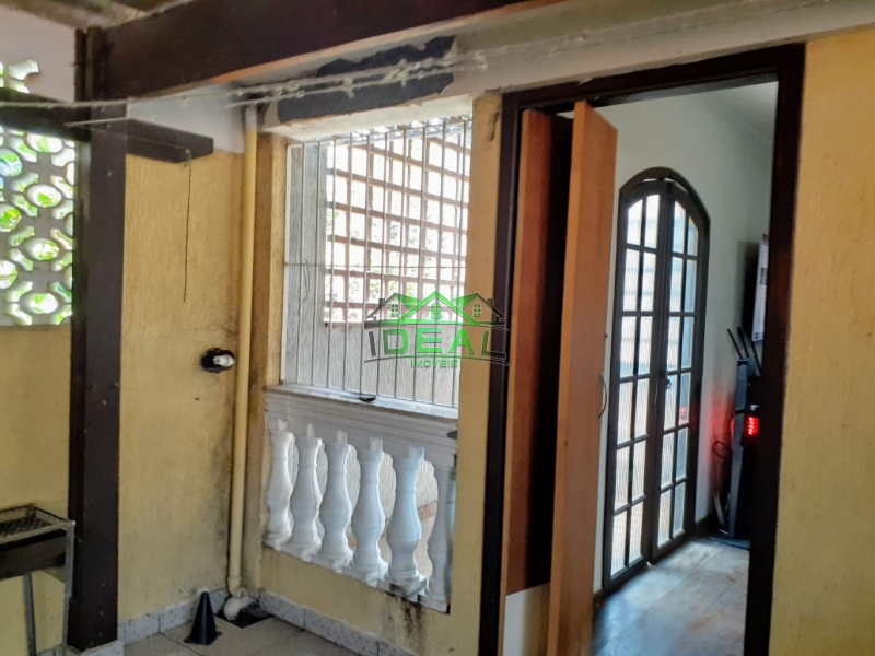 Sobrado para Venda no bairro Vila Ipojuca, 5 dorm, 2 suíte, 4 vagas, 348 m, 405 m
