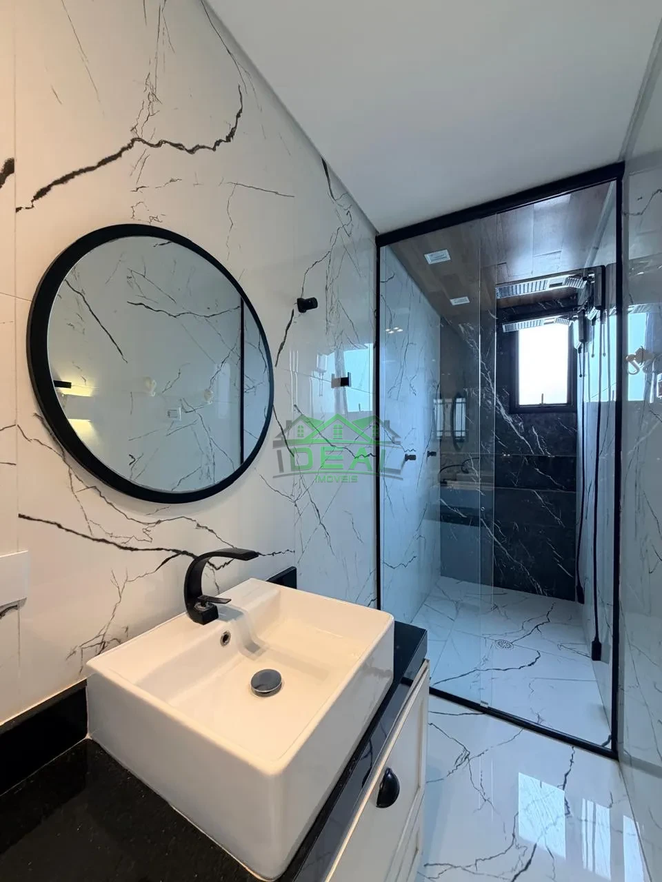 Sobrado Triplex com Pé-Direito Alto, Escritório e Terraço Gourmet no Alto da Lapa