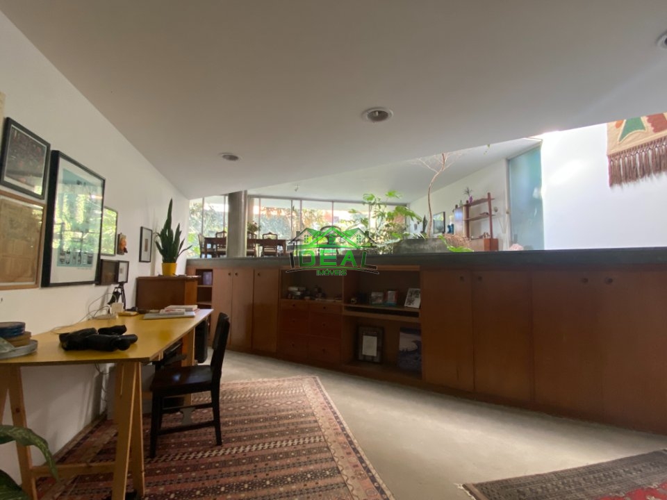 Imagens do imóveis Casa de Arquiteto para Aluguel no Boaçava, 4 dorm, 2 suites e 6 vagas