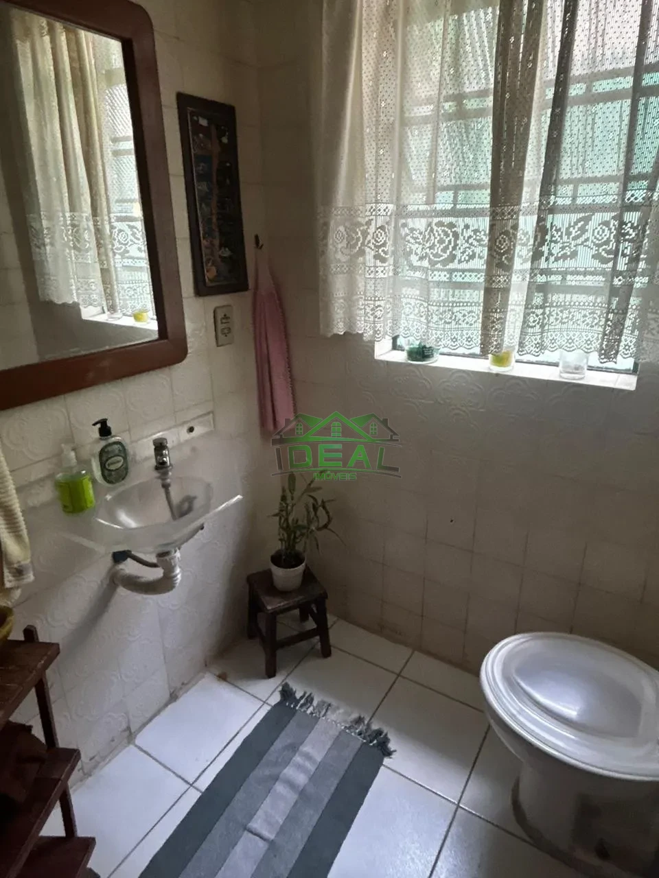 Sobrado  a venda  no Alto da Lapa, 3 dormitórios sendo 3 suítes, 4 vagas, 236 m