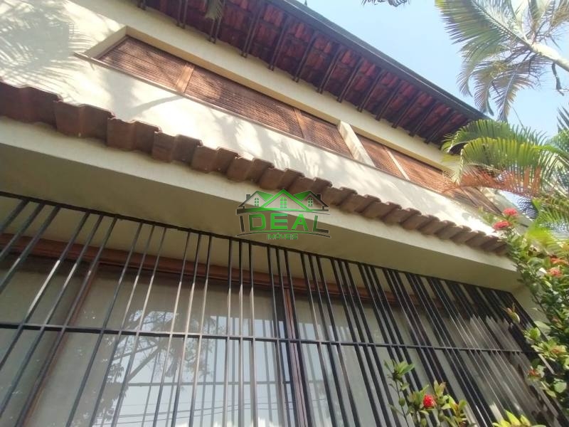 Casa (Sobrado) para Venda, 3 dorm(s), 1 suite(s), 6 vaga(s), 290 m²
