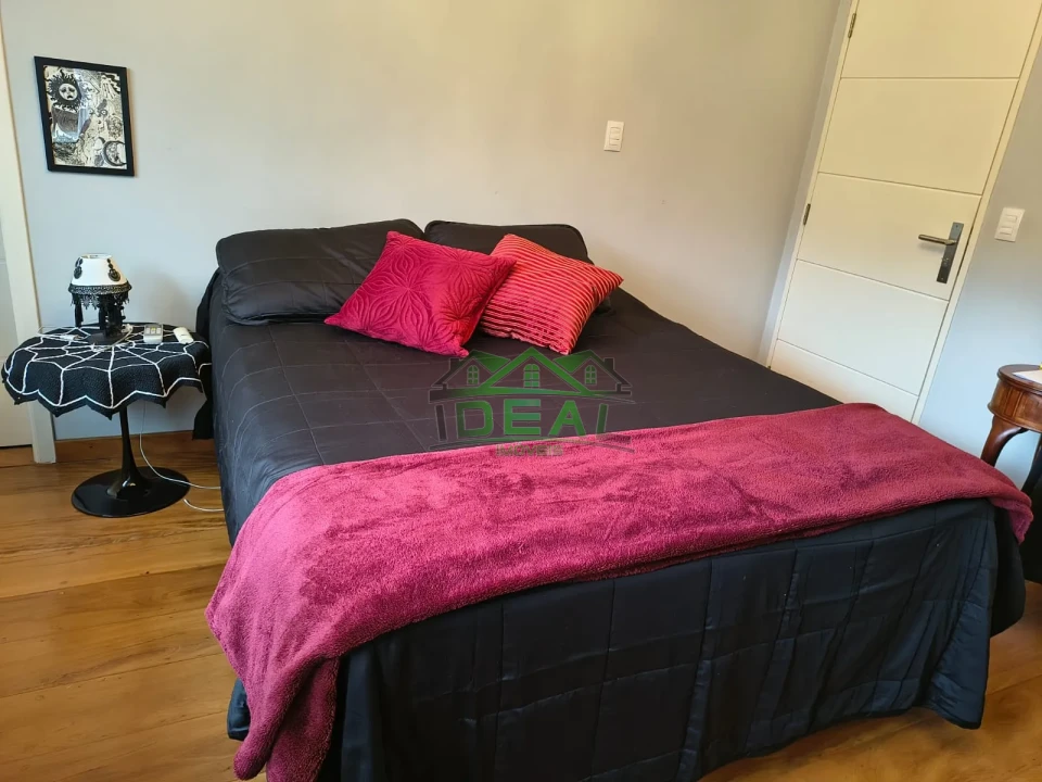 Imagens do imóveis Linda Casa com 4 suítes,6 vagas de garagem . Lazer completo