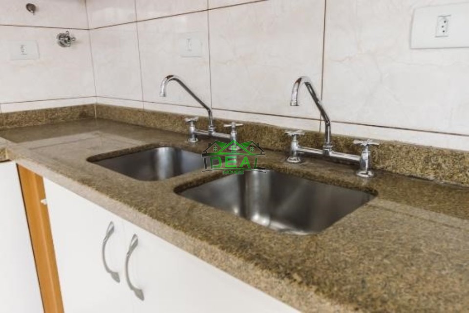 Casa térrea com 3 domitórios , 3 suíte, 5 vagas, 340 m, 627 m Imagens do imóveis Casa térrea com 3 domitórios , 3 suíte, 5 vagas, 340 m, 627 m