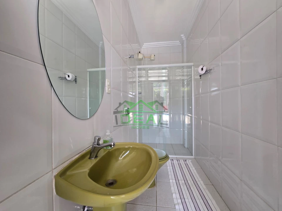 Casa Térrea para Venda no Alto de Pinheiros, 4 Dorms, 2 Suítes e 6 Vagas