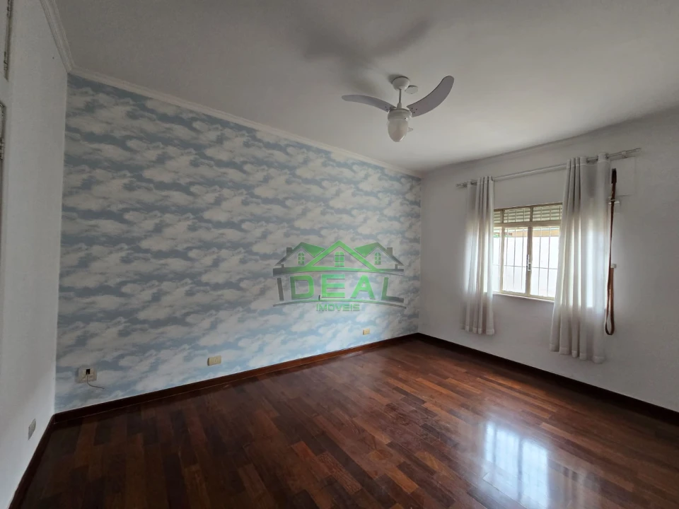 Casa Térrea para Venda no bairro Alto da Lapa, 3 dorm, 2 suíte, 6 vagas, 250 m, 600 m
