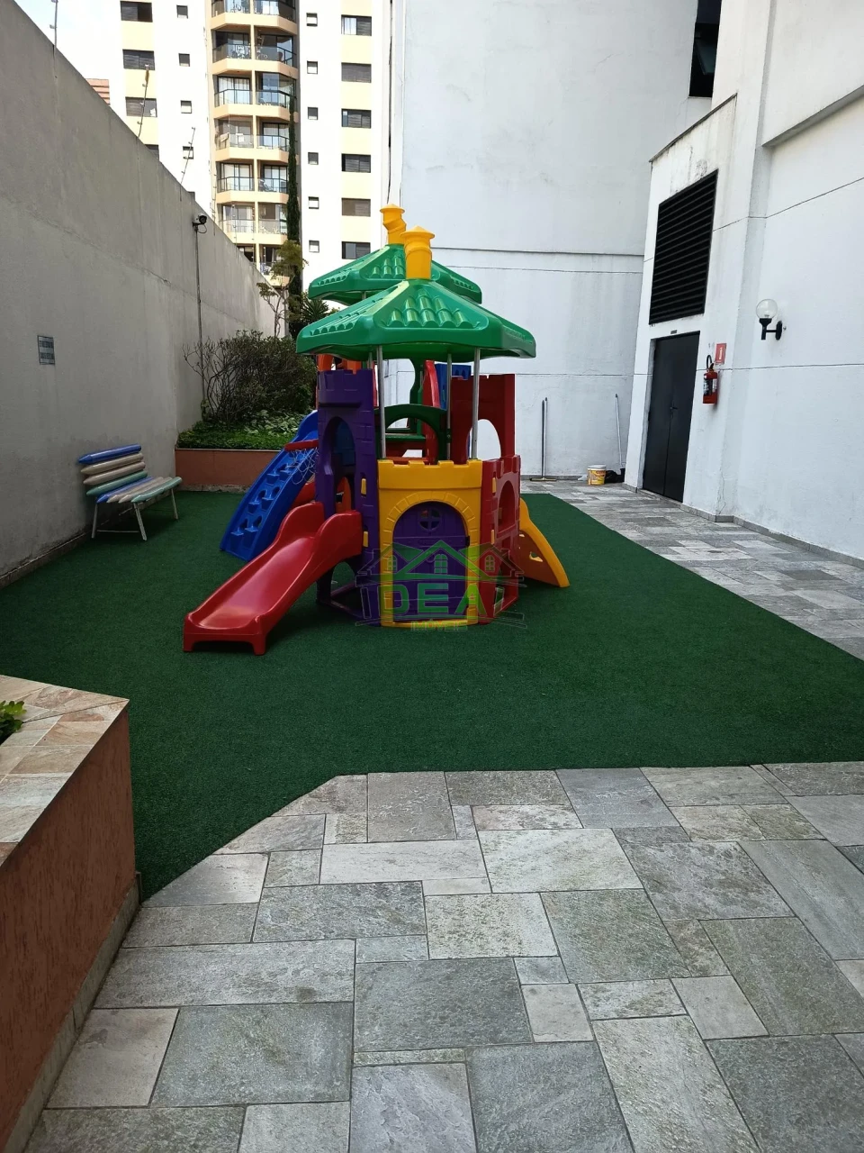 Apartamento para Locação na Vila Leopoldina | 2 dormitórios sendo 2 suítes, 2 vagas, 96 m²
