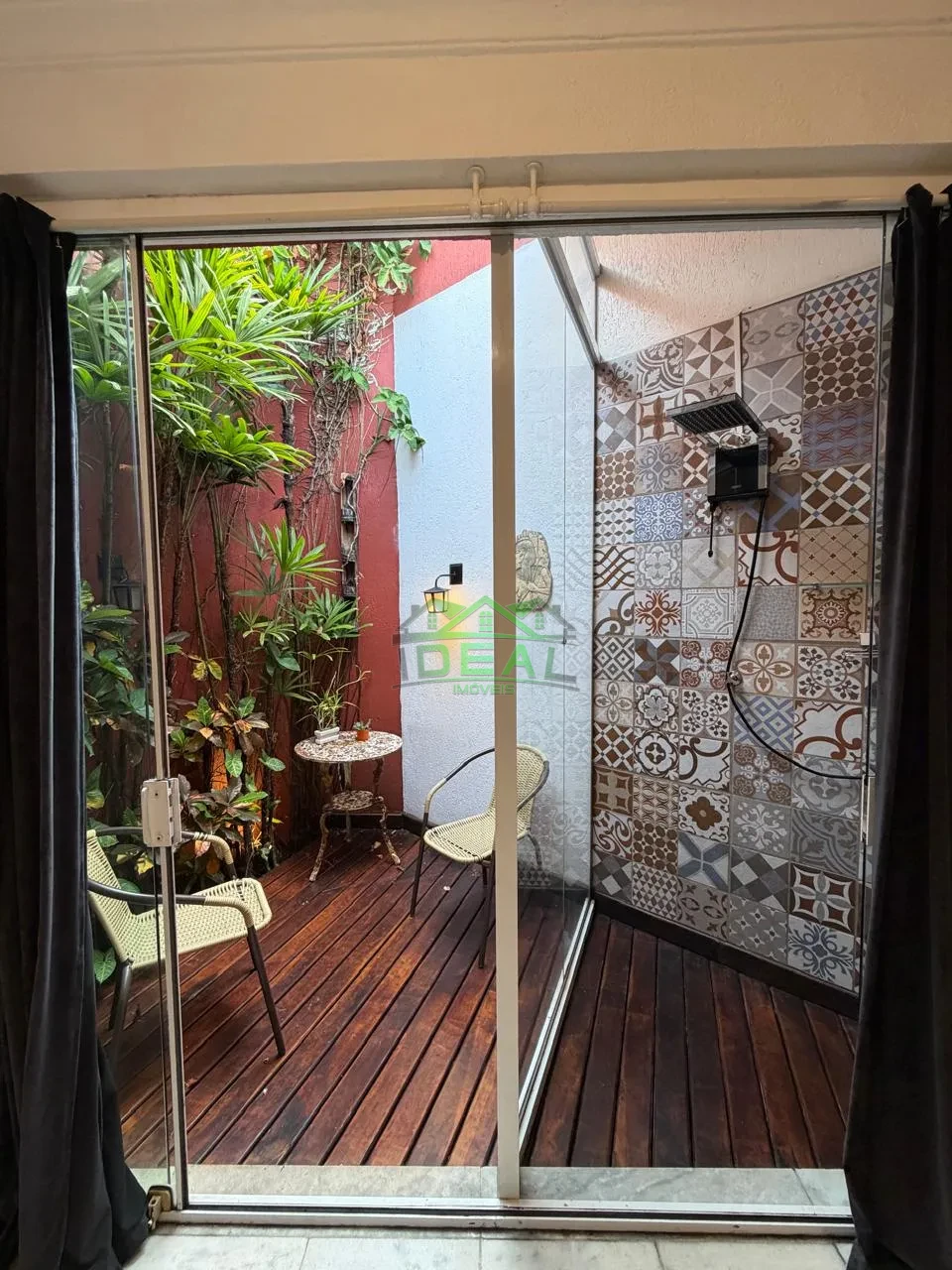 Imagens do imóveis Incomparavel Casa na Vila Madalena, 5 Suítes, 4 Vagas, Quintal e Churrasqueira