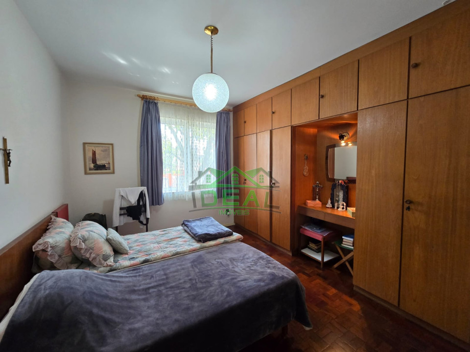Casa à venda no Alto da Lapa, com possibilidade de uso residencial e comercial