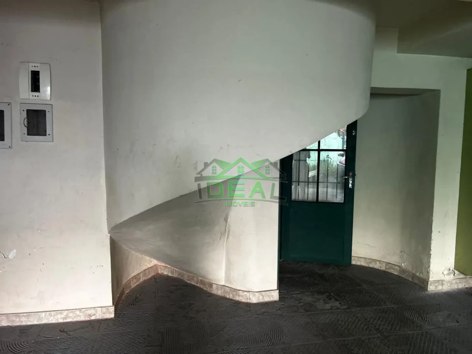 Sobrado  a venda  no Alto da Lapa, 3 dormitórios sendo 3 suítes, 4 vagas, 236 m