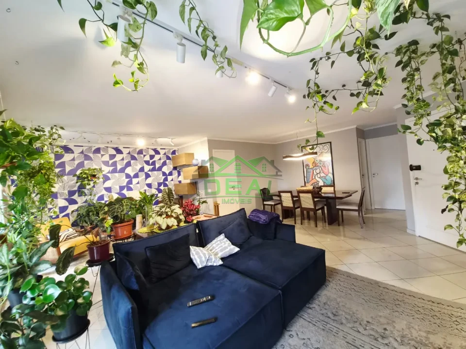 Apartamento a venda com 3 dormitórios , sendo 2 suítes, 3 vagas