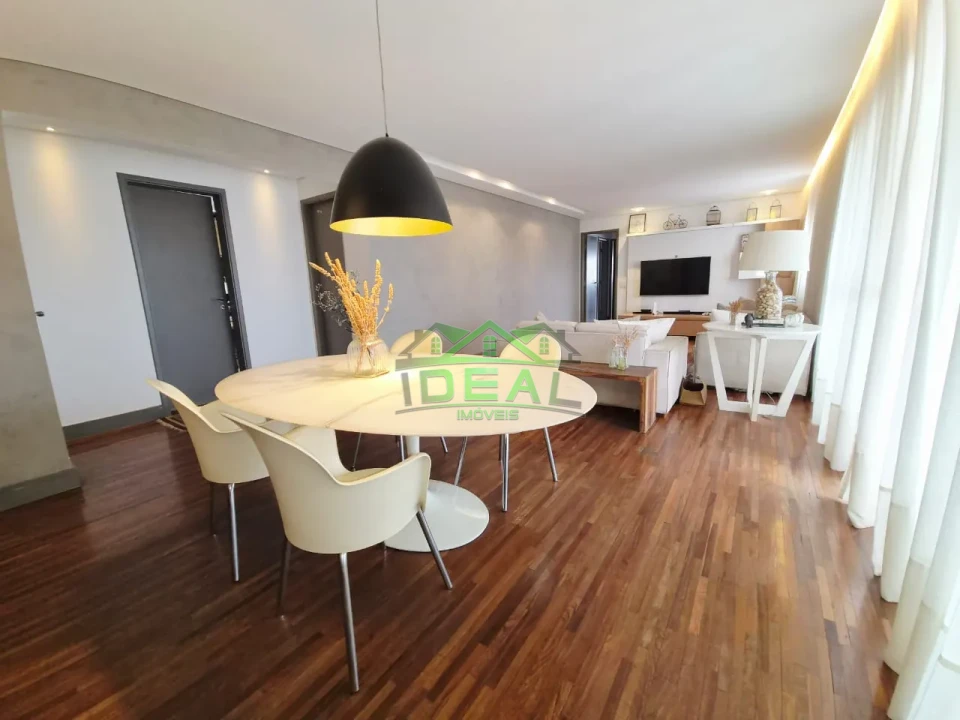 Apartamento a Venda. 3 Suítes. Varanda Gourmet. 2 vagas de garagem