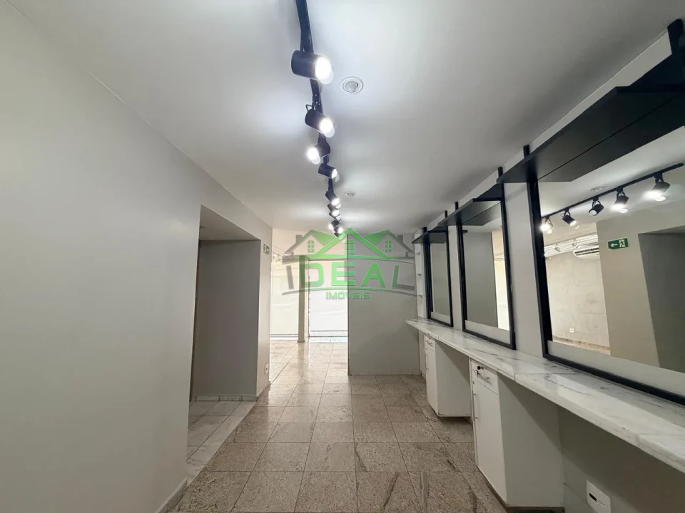 Imagens do imóveis Sobrado Comercial de Alto Padrão para Locação | 425m² | Estrutura Versátil para Clínicas, Laboratórios, Escolas e Serviços