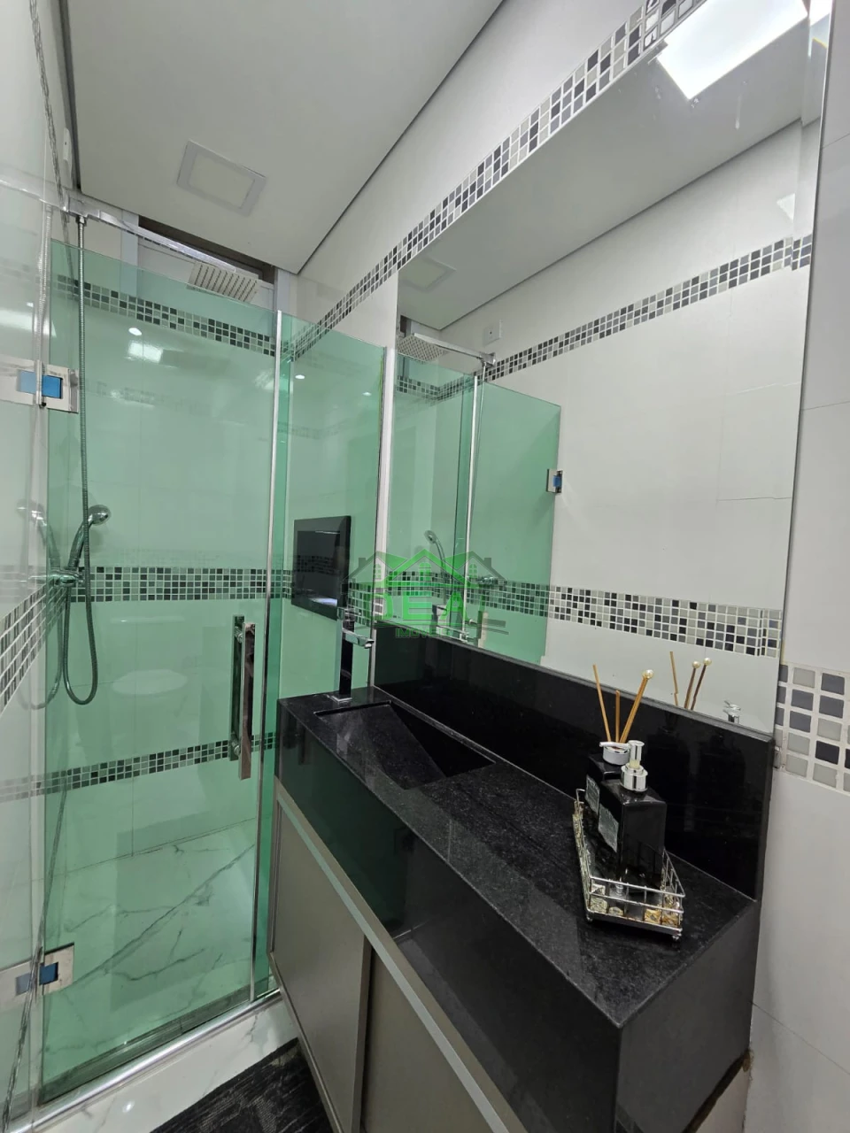 Imagens do imóveis Sobrado para Alugar no Condomínio Recanto City Anastácio, Piscina e Espaço Gourmet