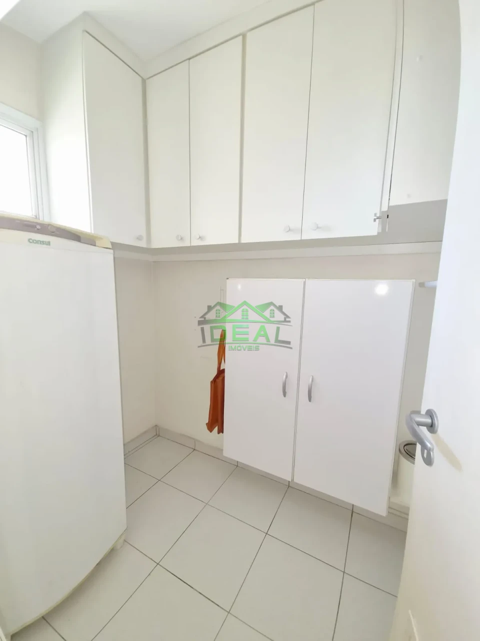 Apartamento a venda com 3 Suítes, armários embutidos, 3 vagas de garagem