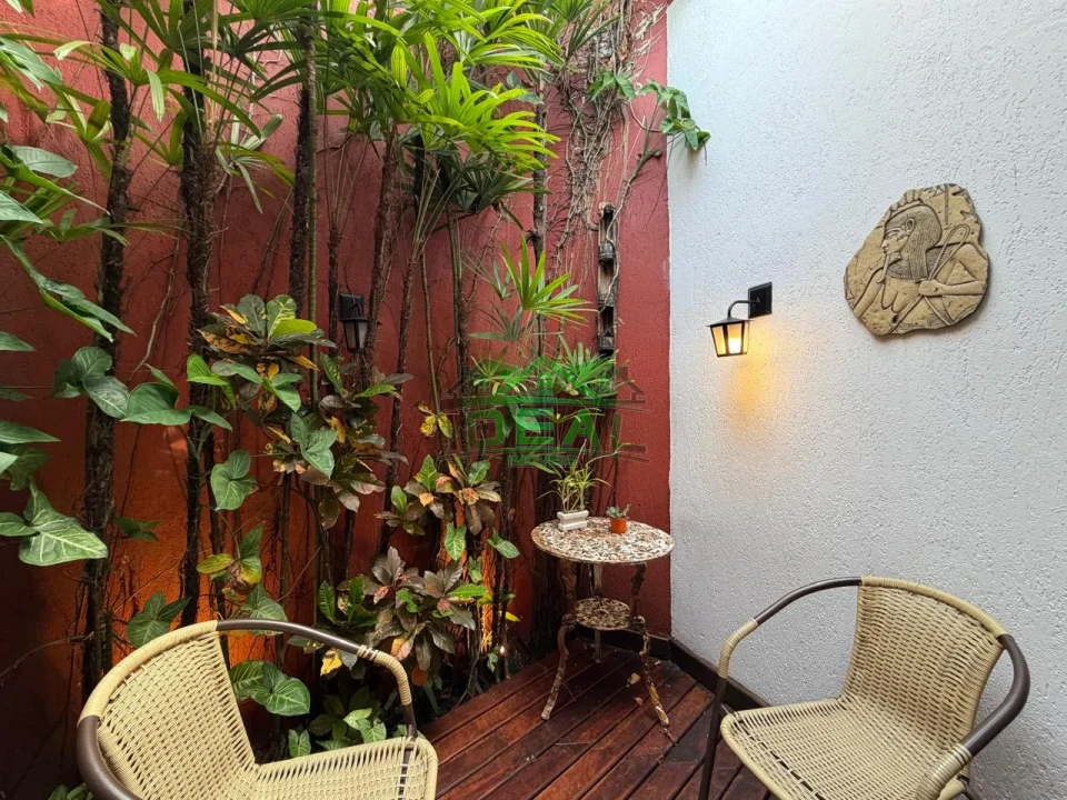 Imagens do imóveis Incomparavel Casa na Vila Madalena, 5 Suítes, 4 Vagas, Quintal e Churrasqueira