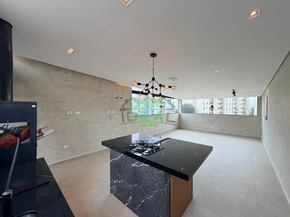 Sobrado Triplex com Pé-Direito Alto, Escritório e Terraço Gourmet no Alto da Lapa