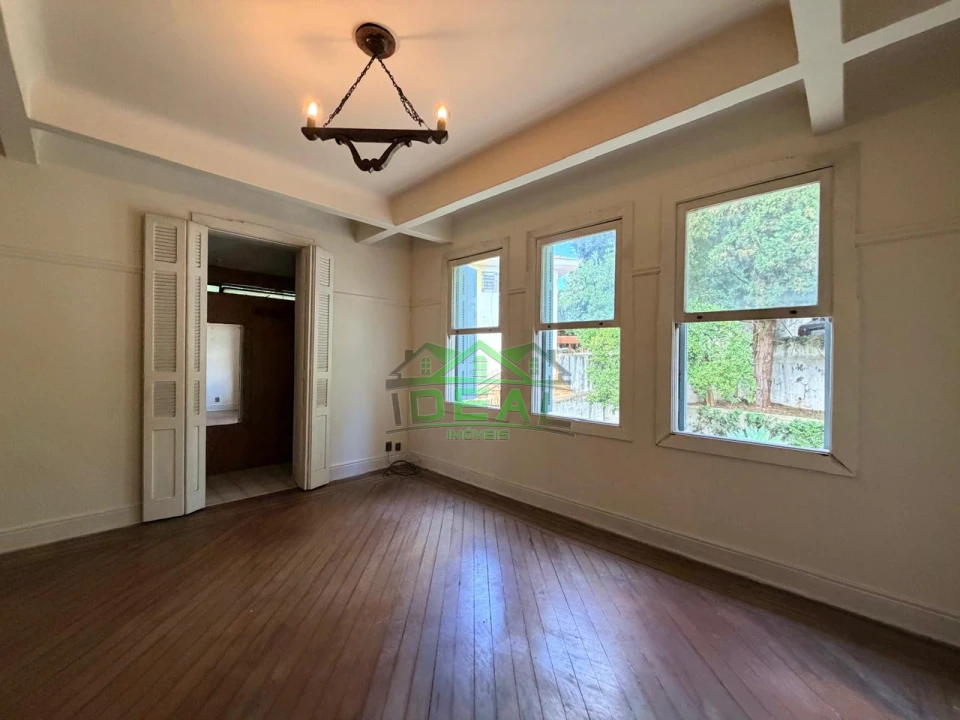 Sobrado para Venda no bairro Alto da Lapa, 3 dorm, 1 suíte, 4 vagas, 180 m