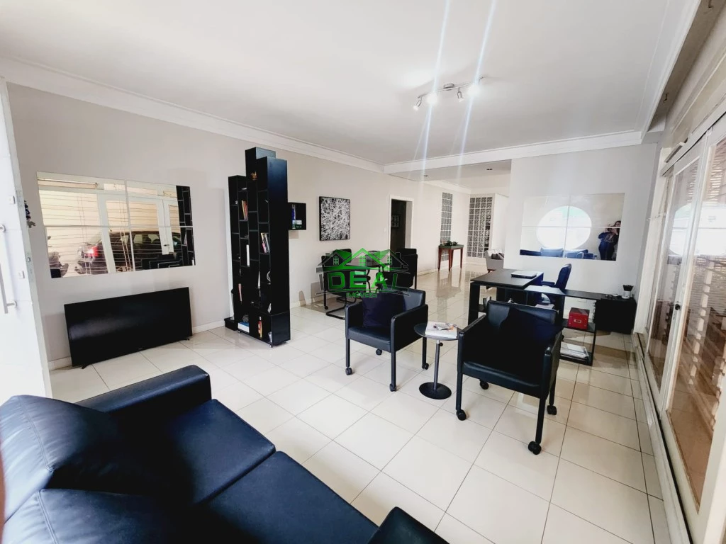 Casa Térrea para Venda no Alto da Lapa, bem localizada e rua arborizada Imagens do imóveis Casa Térrea para Venda no Alto da Lapa, bem localizada e rua arborizada