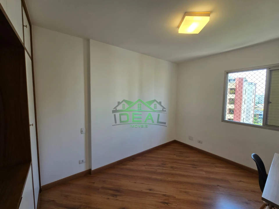 Apartamento para Venda Reformado no Alto da Lapa