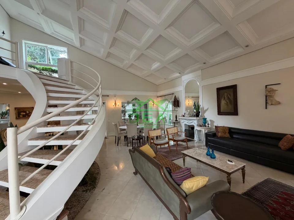 Imagens do imóveis Incomparavel Casa na Vila Madalena, 5 Suítes, 4 Vagas, Quintal e Churrasqueira