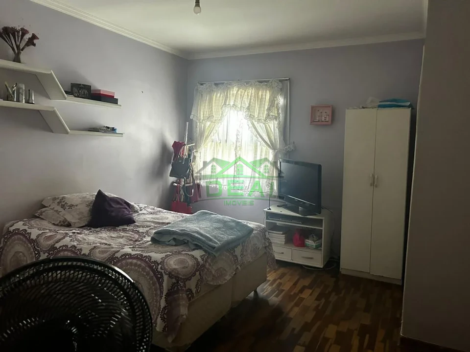 Sobrado  a venda  no Alto da Lapa, 3 dormitórios sendo 3 suítes, 4 vagas, 236 m