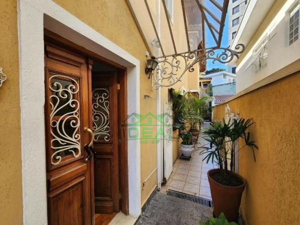 Venda Casa no Sumaré, 2 dorm, 2 suítes, 2 vagas, 160m²