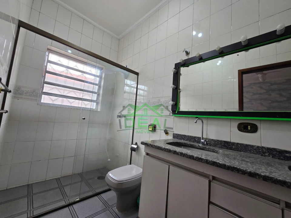 Casa Térrea para Venda no bairro Alto da Lapa, 3 dorm, 2 suíte, 6 vagas, 250 m, 600 m