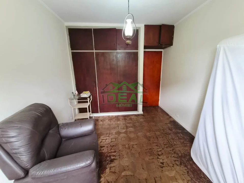 Imagens do imóveis Excelente Imóvel, com 3 dormitórios, 6 vagas de garagem