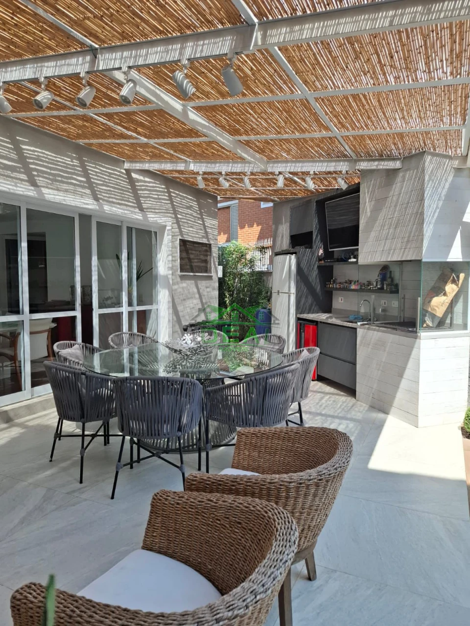 Casa Reformada para Venda no Alto da Lapa, 4 dorm, 2 vagas, 260 m², 367 m²