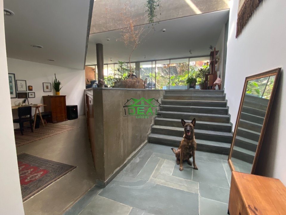 Imagens do imóveis Casa de Arquiteto para Aluguel no Boaçava, 4 dorm, 2 suites e 6 vagas