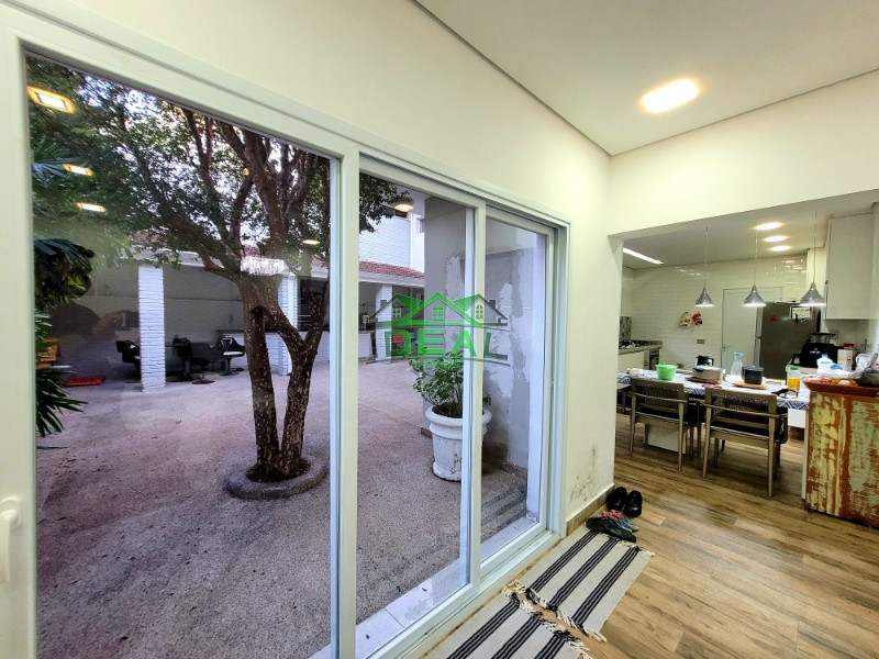 Sobrado para Venda no Alto da Lapa, 4 dorm(s), 2 suite(s), 4 vaga(s), 463 m², Reformada!