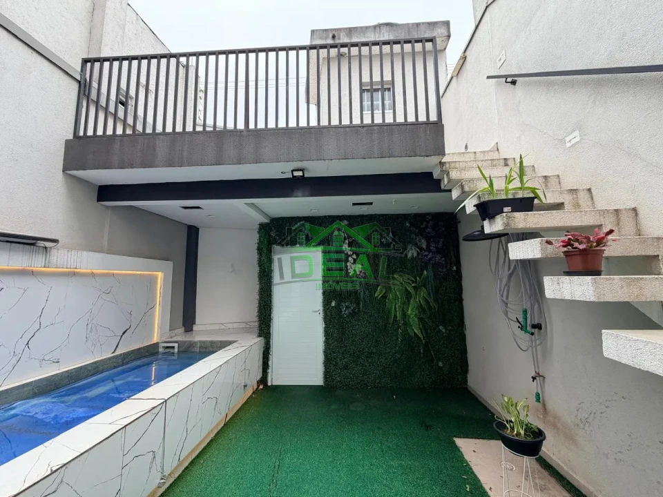 Sobrado Triplex com Pé-Direito Alto, Escritório e Terraço Gourmet no Alto da Lapa