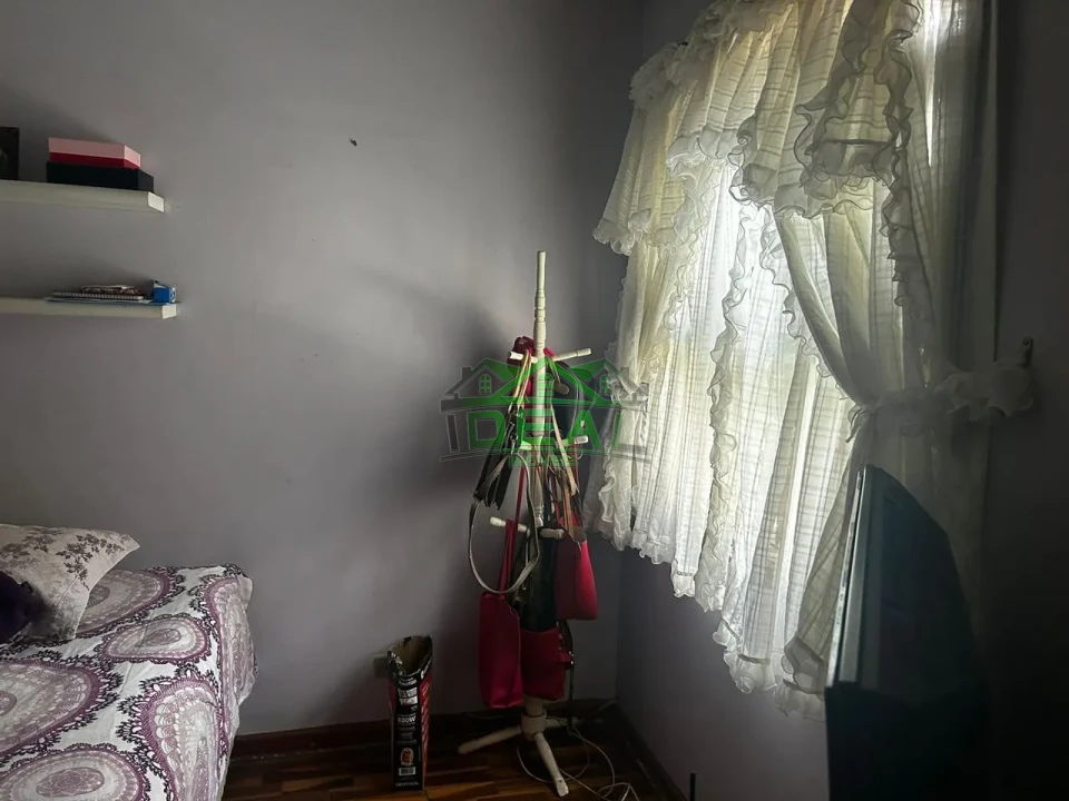Sobrado  a venda  no Alto da Lapa, 3 dormitórios sendo 3 suítes, 4 vagas, 236 m