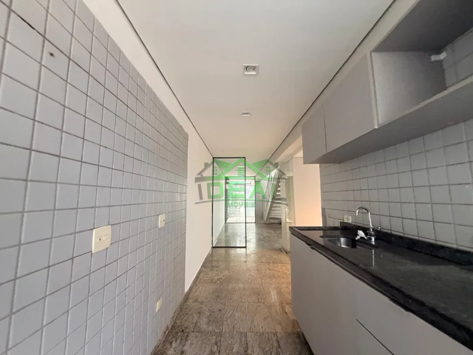 Imagens do imóveis Sobrado Comercial de Alto Padrão para Locação | 425m² | Estrutura Versátil para Clínicas, Laboratórios, Escolas e Serviços