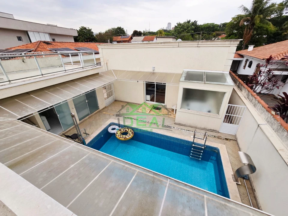Imagens do imóveis Casa Térrea Reformada na City Lapa, 4 Suítes, 6 Vagas, Piscina e Churrasqueira