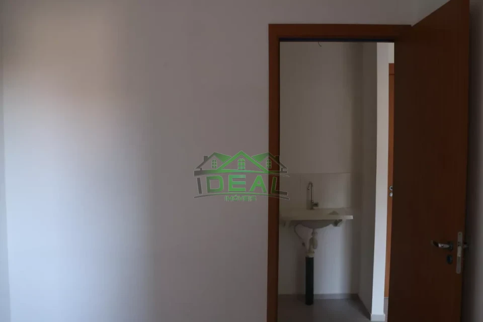 Apartamento para Alugar com 55m², 2 quartos e sem vaga
