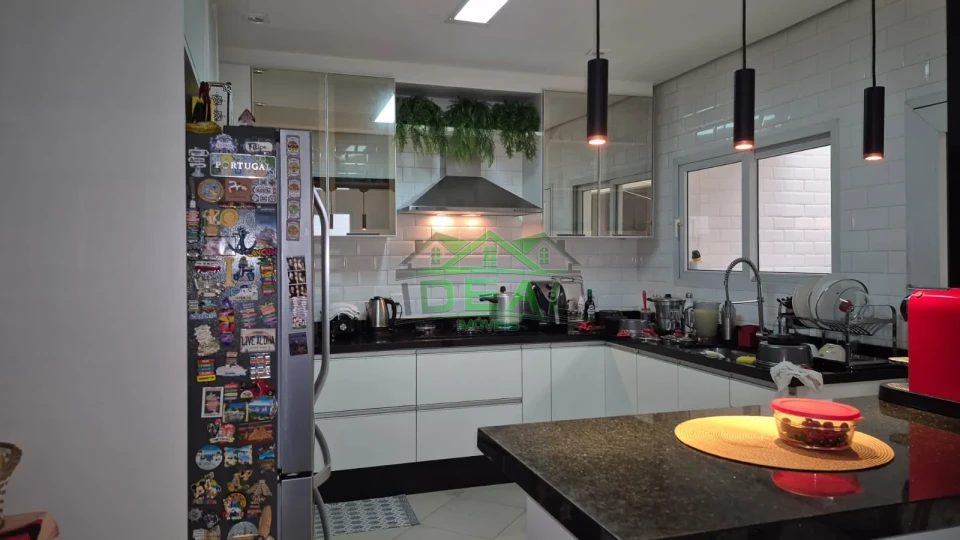 Sobrado para Locação ou Venda na Vila Leopoldina | 4 suítes, 3 vagas