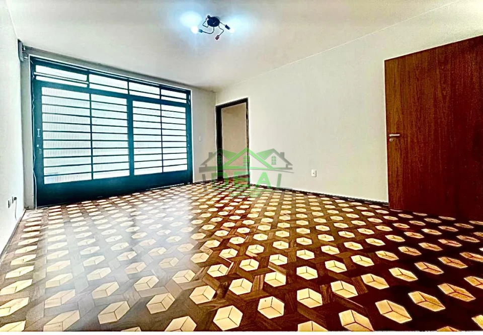 Sobrado para Locação ou Venda na Vila Mariana | 3 dormitórios sendo 1 suíte, 3 vagas