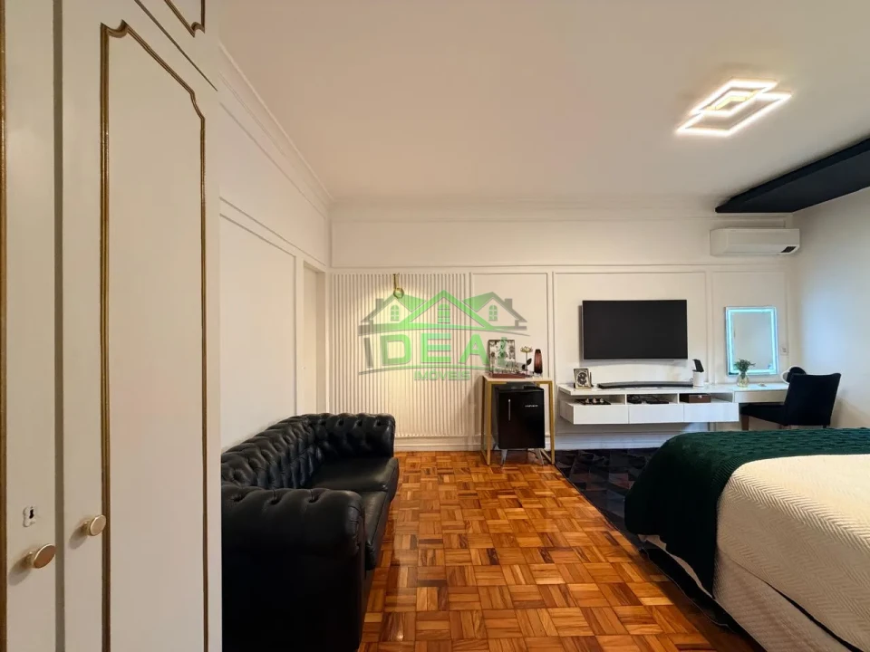 Casa Térrea para Venda na Lapa, 3 dorm(s), 3 suite(s), 4 vaga(s), 276 m²AC e 592AT