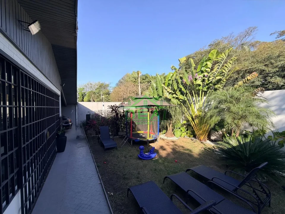 Casa Térrea para Venda na Lapa, 3 dorm(s), 3 suite(s), 4 vaga(s), 276 m²AC e 592AT